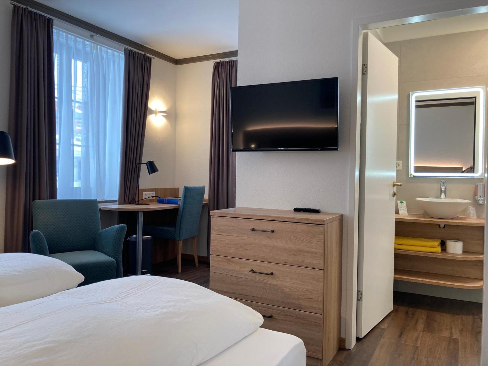 Hotel Blattnerhof Blatten bei Naters Exteriör bild